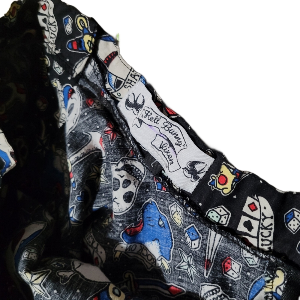 Hell Bunny Vixen Rockabilly Skull Shark Rock Skirt EUC L - Picture 3 of 4